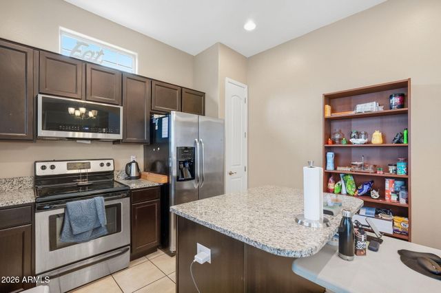 1367 S COUNTRY CLUB Drive 1105, Mesa, AZ 85210