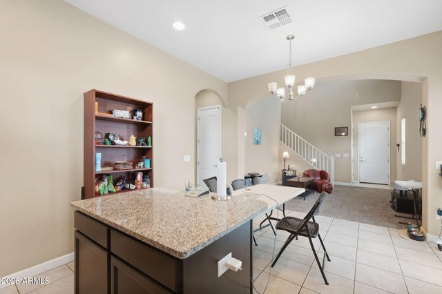 1367 S COUNTRY CLUB Drive 1105, Mesa, AZ 85210