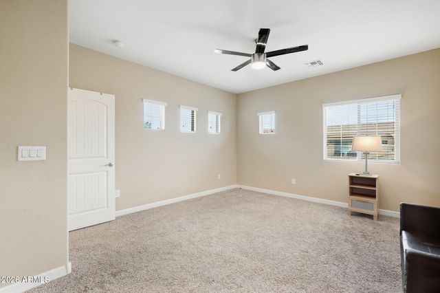 1367 S COUNTRY CLUB Drive 1105, Mesa, AZ 85210
