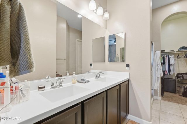 1367 S COUNTRY CLUB Drive 1105, Mesa, AZ 85210