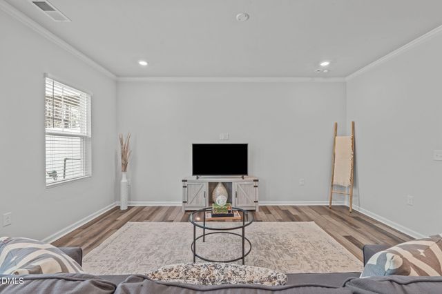 1818 Porch Swing Way, Apex, NC 27502