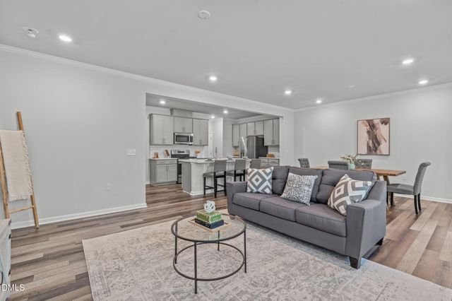 1818 Porch Swing Way, Apex, NC 27502