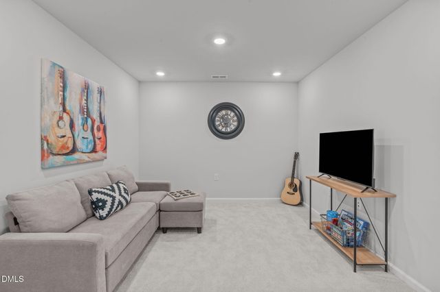 1818 Porch Swing Way, Apex, NC 27502