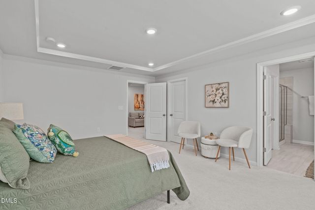 1818 Porch Swing Way, Apex, NC 27502