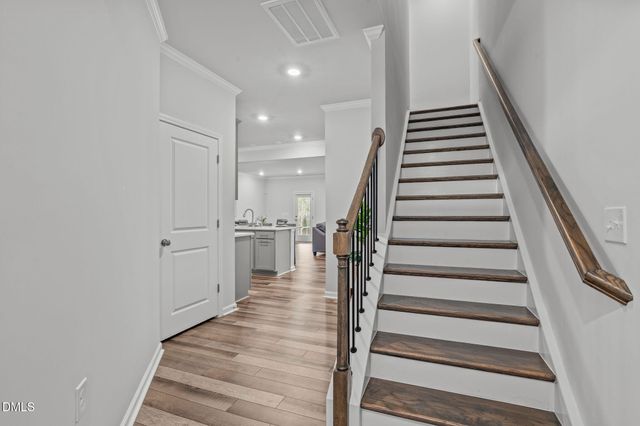 1818 Porch Swing Way, Apex, NC 27502