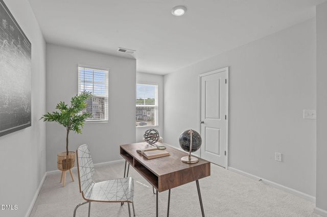 1818 Porch Swing Way, Apex, NC 27502