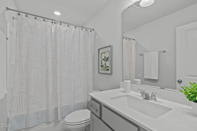 1818 Porch Swing Way, Apex, NC 27502