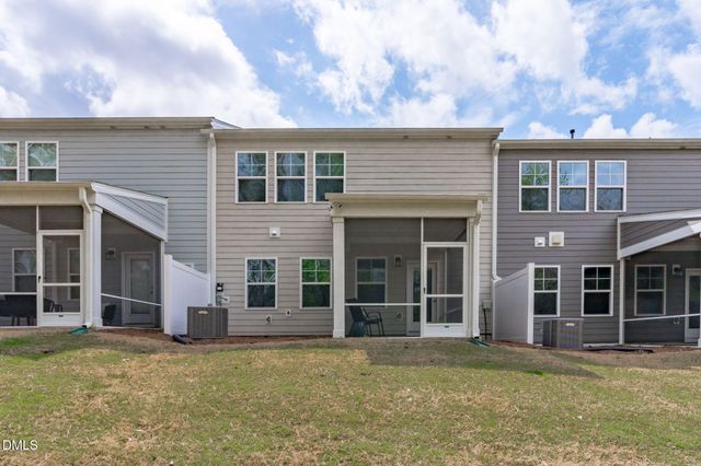 1818 Porch Swing Way, Apex, NC 27502