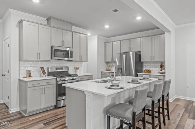 1818 Porch Swing Way, Apex, NC 27502