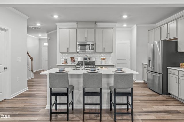 1818 Porch Swing Way, Apex, NC 27502