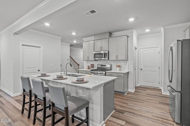 1818 Porch Swing Way, Apex, NC 27502