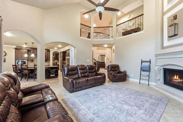 210 Fox Squirrel Court, Pinehurst, TX 77362