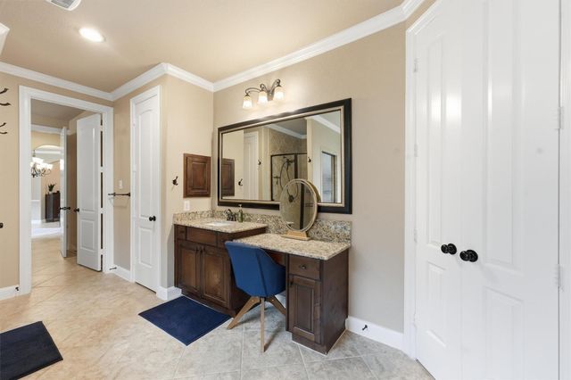 210 Fox Squirrel Court, Pinehurst, TX 77362
