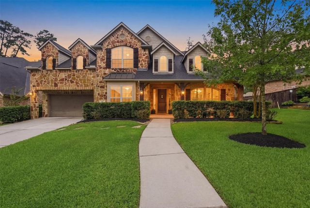 210 Fox Squirrel Court, Pinehurst, TX 77362