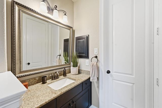 210 Fox Squirrel Court, Pinehurst, TX 77362
