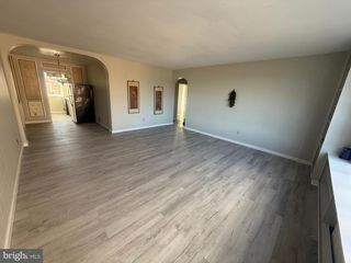 4002 E E ST SE #204, Washington, DC 20019