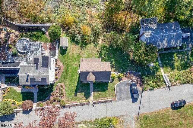 7 Bergen Hill Rd, Rockaway Twp., NJ 07866
