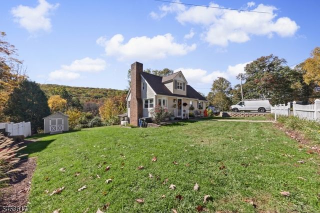 7 Bergen Hill Rd, Rockaway Twp., NJ 07866