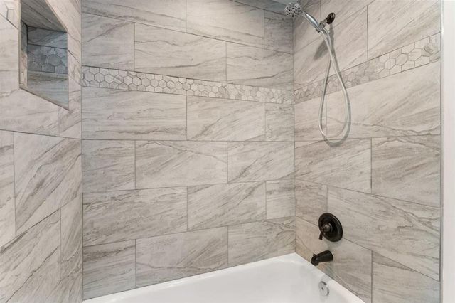 1056 Forest Blvd Boulevard, Lake Charles, LA 70611