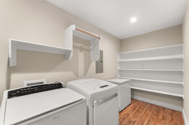 1056 Forest Blvd Boulevard, Lake Charles, LA 70611