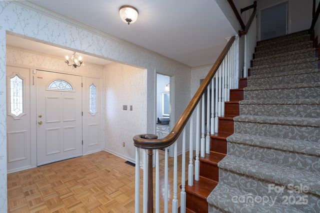 758 Williamsburg Drive NE, Concord, NC 28025