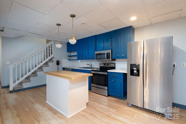 758 Williamsburg Drive NE, Concord, NC 28025