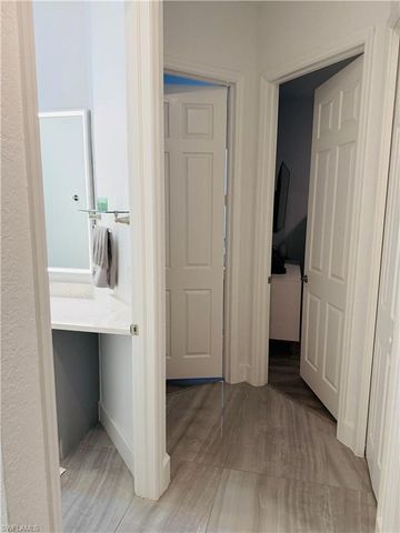 6072 Highwood Park CT, Naples, FL 34110