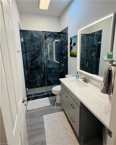 6072 Highwood Park CT, Naples, FL 34110