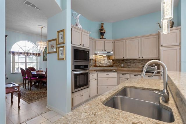 10 CHELSEA COURT, Palm Coast, FL 32137