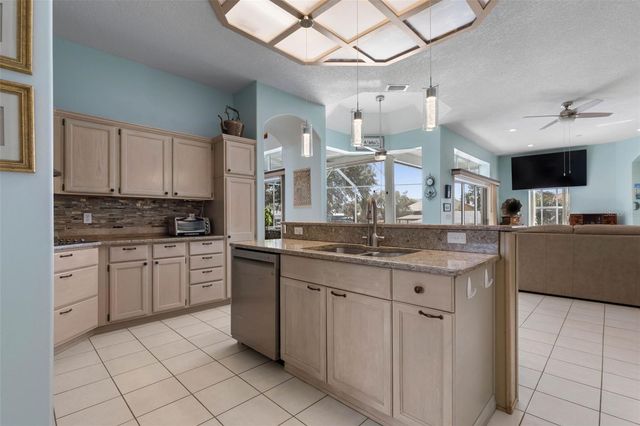 10 CHELSEA COURT, Palm Coast, FL 32137