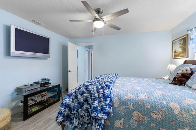 10 CHELSEA COURT, Palm Coast, FL 32137