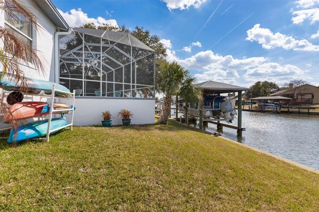 10 CHELSEA COURT, Palm Coast, FL 32137