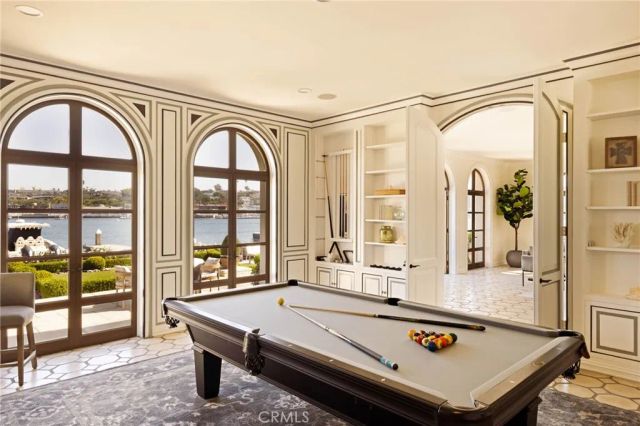 2116 E Balboa Boulevard, Newport Beach, CA 92661