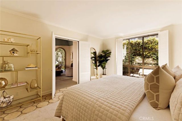 2116 E Balboa Boulevard, Newport Beach, CA 92661