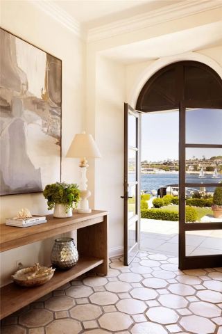 2116 E Balboa Boulevard, Newport Beach, CA 92661