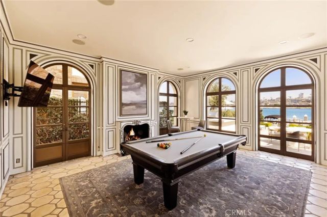 2116 E Balboa Boulevard, Newport Beach, CA 92661