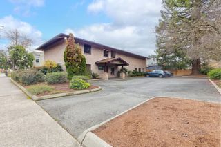 233 NE B Street, Grants Pass, OR 97526