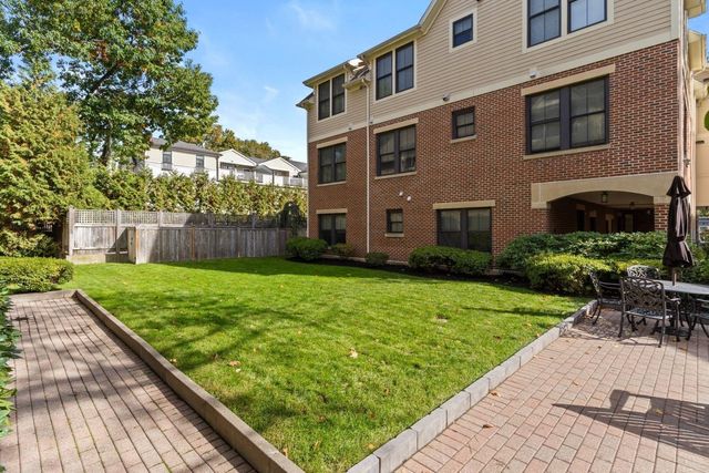 76 Green Street 2, Brookline, MA 02446
