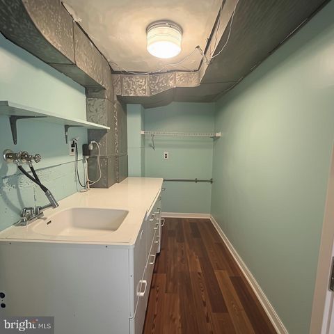 10 WEDGEWOOD DR, Cinnaminson, NJ 08077
