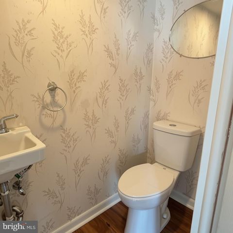 10 WEDGEWOOD DR, Cinnaminson, NJ 08077
