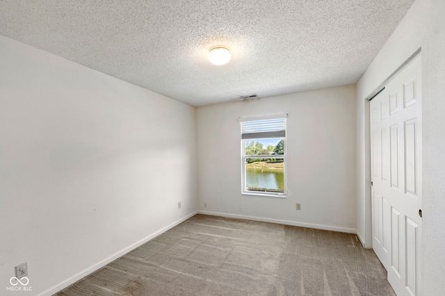 785 Shoreline Court, Franklin, IN 46131