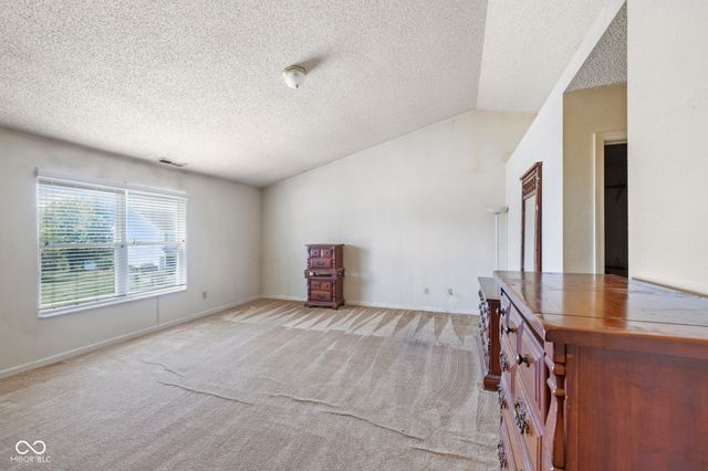 785 Shoreline Court, Franklin, IN 46131