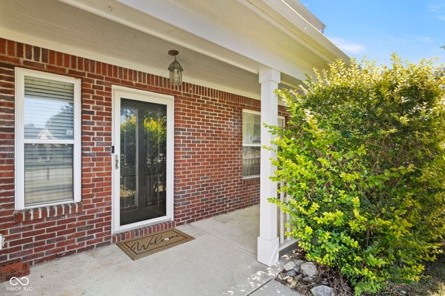 785 Shoreline Court, Franklin, IN 46131