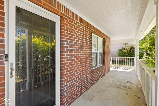 785 Shoreline Court, Franklin, IN 46131