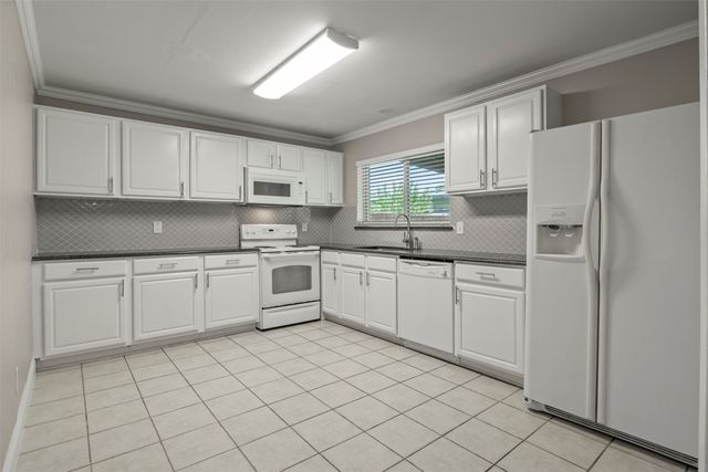 2223 Lockwood Drive, Carrollton, TX 75007