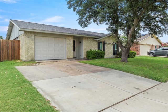 2223 Lockwood Drive, Carrollton, TX 75007