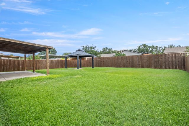 2223 Lockwood Drive, Carrollton, TX 75007