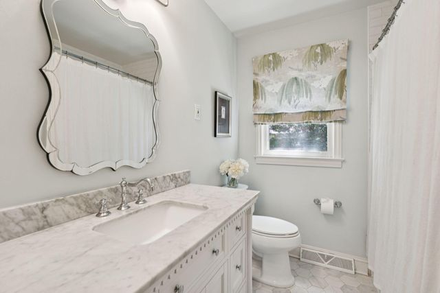 451 Cheves Drive, Charleston, SC 29412