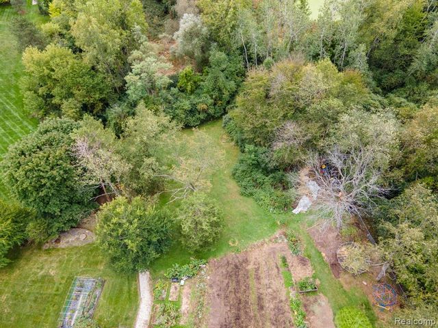 2509 Munster Road, Rochester Hills, MI 48309
