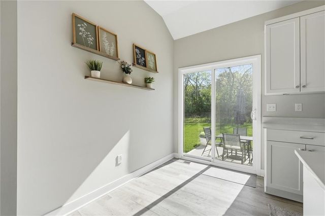 3517 SE Corbin Drive, Lee's Summit, MO 64082